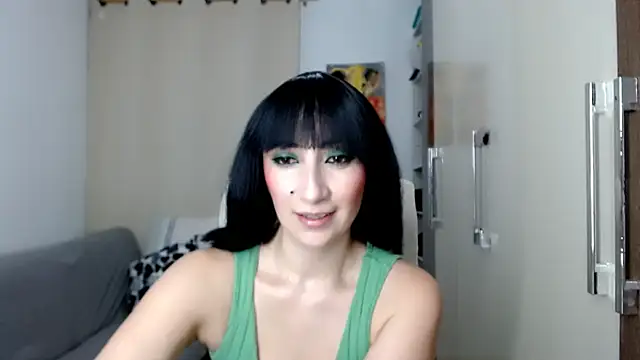 Snapshot of Laura-pervert chatting on December 1, 2025, 11:05 pm Laura-pervert online show from December 1, 2025, 11:05 pm