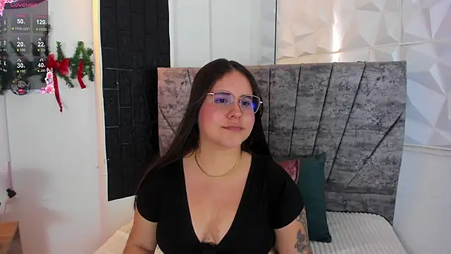 April1 sc online show from December 4, 2025, 8:30 pm