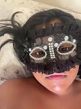 Bella Luna18 online show from February 10, 2026, 9:14 pm