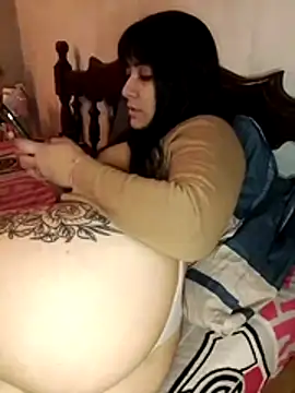 agustina 0o online show from June 20, 2026, 2:38 am