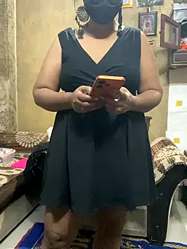 Snapshot of Tameesh_sexy_mistress chatting on November 26, 2025, 5:24 pm Tameesh sexy mistress online show from November 26, 2025, 5:24 pm