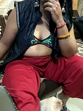 Snapshot of Tameesh_sexy_mistress chatting on October 13, 2025, 5:25 pm Tameesh sexy mistress online show from October 13, 2025, 5:25 pm