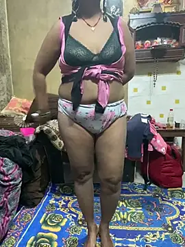 Snapshot of Tameesh_sexy_mistress chatting on November 25, 2025, 5:08 am Tameesh sexy mistress online show from November 25, 2025, 5:08 am