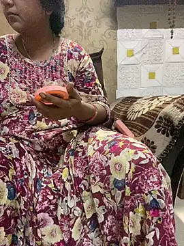 Tameesh sexy mistress online show from July 13, 2026, 10:25 am