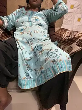 Tameesh sexy mistress online show from July 25, 2026, 11:27 am