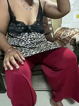 Tameesh sexy mistress online show from July 17, 2026, 4:53 am