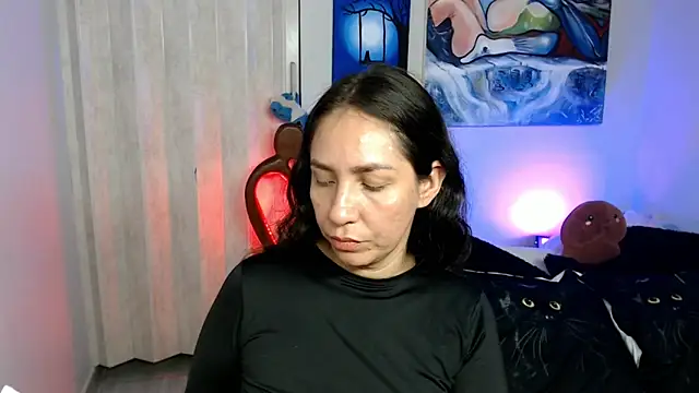 Snapshot of naihroby chatting on April 10, 2026, 3:57 am naihroby online show from April 10, 2026, 3:57 am