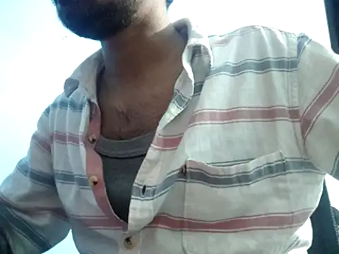 Ishan003 online show from December 16, 2025, 3:38 pm