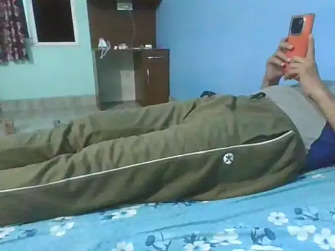 Snapshot of Ishan003 chatting on October 16, 2025, 4:15 pm Ishan003 online show from October 16, 2025, 4:15 pm