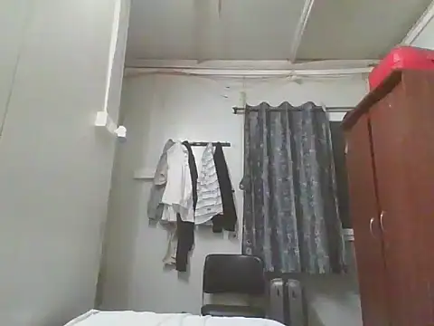 Snapshot of Ishan003 chatting on February 12, 2025, 6:09 pm Ishan003 online show from February 12, 2025, 6:09 pm