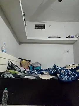 Snapshot of Priya_Strip chatting on November 10, 2025, 5:40 pm Priya Strip online show from November 10, 2025, 5:40 pm