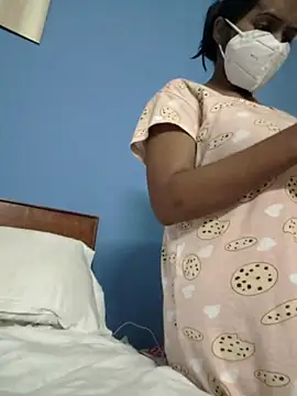 Snapshot of Priya_Strip chatting on October 27, 2025, 8:21 pm Priya Strip online show from October 27, 2025, 8:21 pm