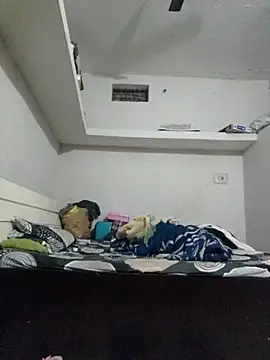 Snapshot of Priya_Strip chatting on December 3, 2025, 11:53 am Priya Strip online show from December 3, 2025, 11:53 am