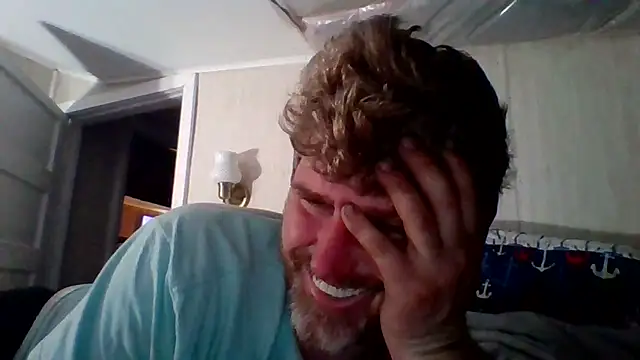 Snapshot of Cobra500hp chatting on April 2, 2026, 6:09 am Cobra500hp online show from April 2, 2026, 6:09 am