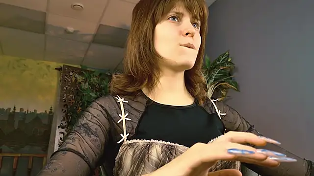 Snapshot of LolaAsmus chatting on November 6, 2025, 7:45 am LolaAsmus online show from November 6, 2025, 7:45 am