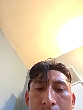 Jovende28 online show from October 28, 2025, 12:00 am