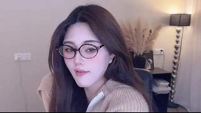 Strawberrybabyy1 online show from January 7, 2026, 12:54 pm