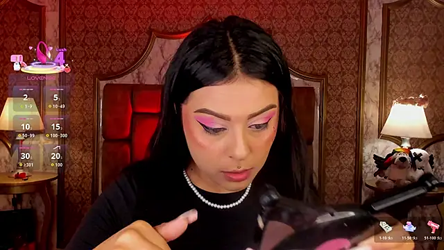 SoffiQueen online show from January 15, 2026, 1:36 pm