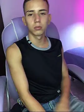 JackSwan18 online show from October 11, 2025, 3:18 am