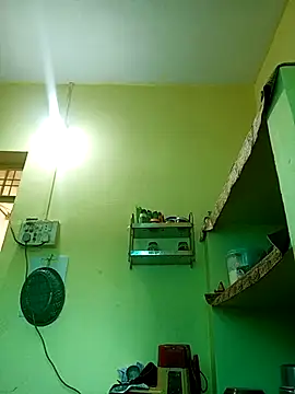 heenage online show from March 1, 2025, 4:15 am