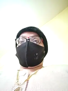 heenage online show from December 22, 2025, 4:56 am