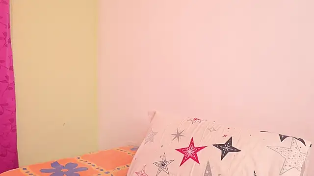 freddsexxx online show from December 15, 2025, 3:40 pm