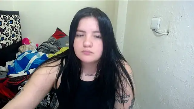 Snapshot of shopyymessyy chatting on May 26, 2026, 8:29 pm shopyymessyy online show from May 26, 2026, 8:29 pm