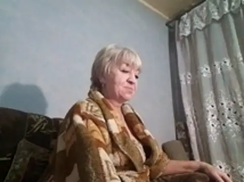 Snapshot of AnjelElinor chatting on November 11, 2025, 8:53 am AnjelElinor online show from November 11, 2025, 8:53 am