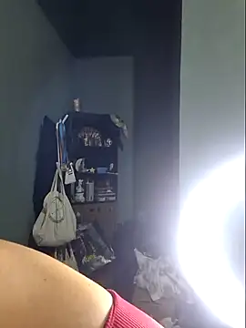 Snapshot of luuhcat09 chatting on November 13, 2025, 1:09 am luuhcat09 online show from November 13, 2025, 1:09 am