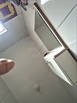 Snapshot of luuhcat09 chatting on November 20, 2025, 10:38 am luuhcat09 online show from November 20, 2025, 10:38 am