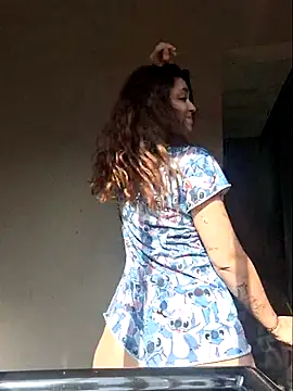 Snapshot of luuhcat09 chatting on November 18, 2025, 10:51 am luuhcat09 online show from November 18, 2025, 10:51 am