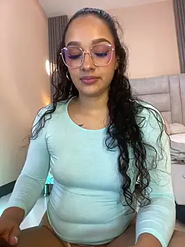 EMILYY FOXY online show from June 8, 2026, 7:03 pm