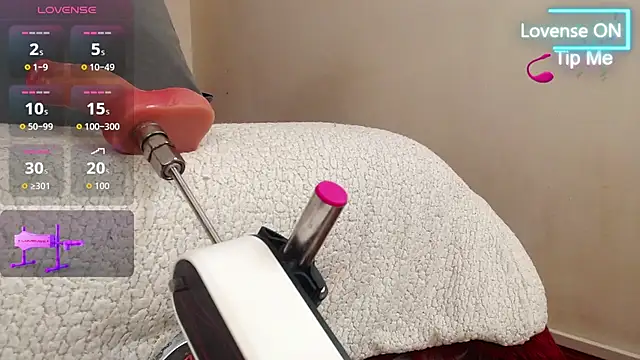 Hornymoan online show from January 13, 2026, 10:35 pm