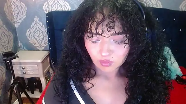 Snapshot of Sofiacowperx chatting on July 30, 2026, 3:22 pm Sofiacowperx online show from July 30, 2026, 3:22 pm