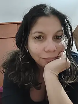 Snapshot of Carliina_Soussa chatting on July 3, 2026, 10:38 pm Carliina Soussa online show from July 3, 2026, 10:38 pm