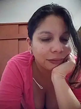Snapshot of Carliina_Soussa chatting on June 22, 2026, 11:46 pm Carliina Soussa online show from June 22, 2026, 11:46 pm