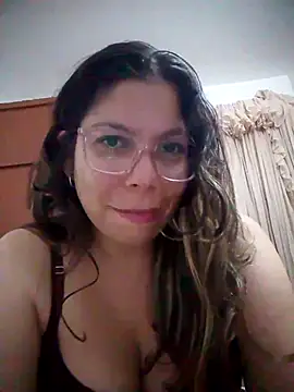 Carliina Soussa online show from February 4, 2026, 11:44 pm