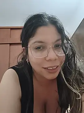 Snapshot of Carliina_Soussa chatting on July 9, 2026, 11:26 pm Carliina Soussa online show from July 9, 2026, 11:26 pm