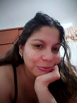 Snapshot of Carliina_Soussa chatting on October 23, 2025, 10:52 pm Carliina Soussa online show from October 23, 2025, 10:52 pm