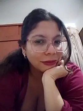 Carliina Soussa online show from April 30, 2026, 12:06 am