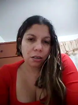 Snapshot of Carliina_Soussa chatting on October 22, 2025, 10:52 pm Carliina Soussa online show from October 22, 2025, 10:52 pm