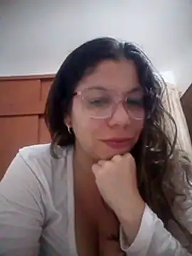 Carliina Soussa online show from February 11, 2026, 2:44 am