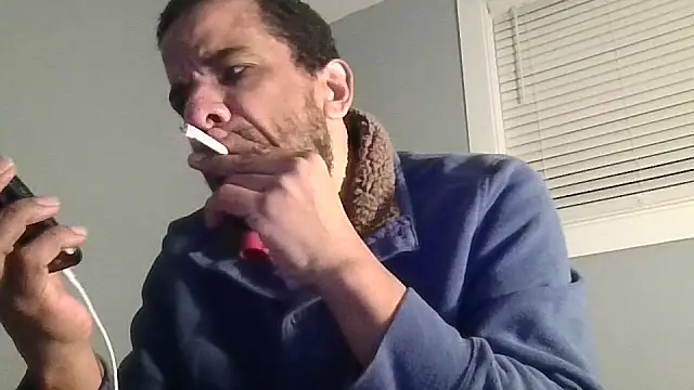 Snapshot of Tjskigh chatting on February 7, 2026, 4:31 am Tjskigh online show from February 7, 2026, 4:31 am