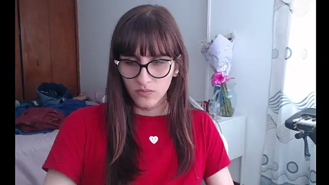 Snapshot of Alice_love29 chatting on June 4, 2026, 2:33 pm Alice love29 online show from June 4, 2026, 2:33 pm