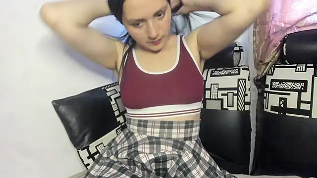 Nathaly love96 online show from June 12, 2026, 9:23 pm