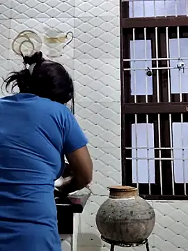 illay love online show from November 18, 2025, 5:16 pm