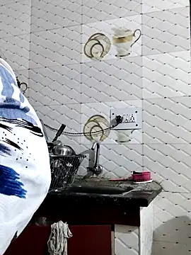 illay love online show from November 13, 2025, 6:45 pm