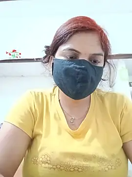 Snapshot of illay_love chatting on June 18, 2026, 11:37 am illay love online show from June 18, 2026, 11:37 am