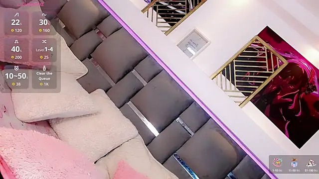 Snapshot of Sophia-Isabella chatting on October 13, 2025, 7:59 pm Sophia-Isabella online show from October 13, 2025, 7:59 pm