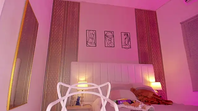 Snapshot of zoe_sky_ chatting on October 2, 2025, 11:35 am zoe sky online show from October 2, 2025, 11:35 am